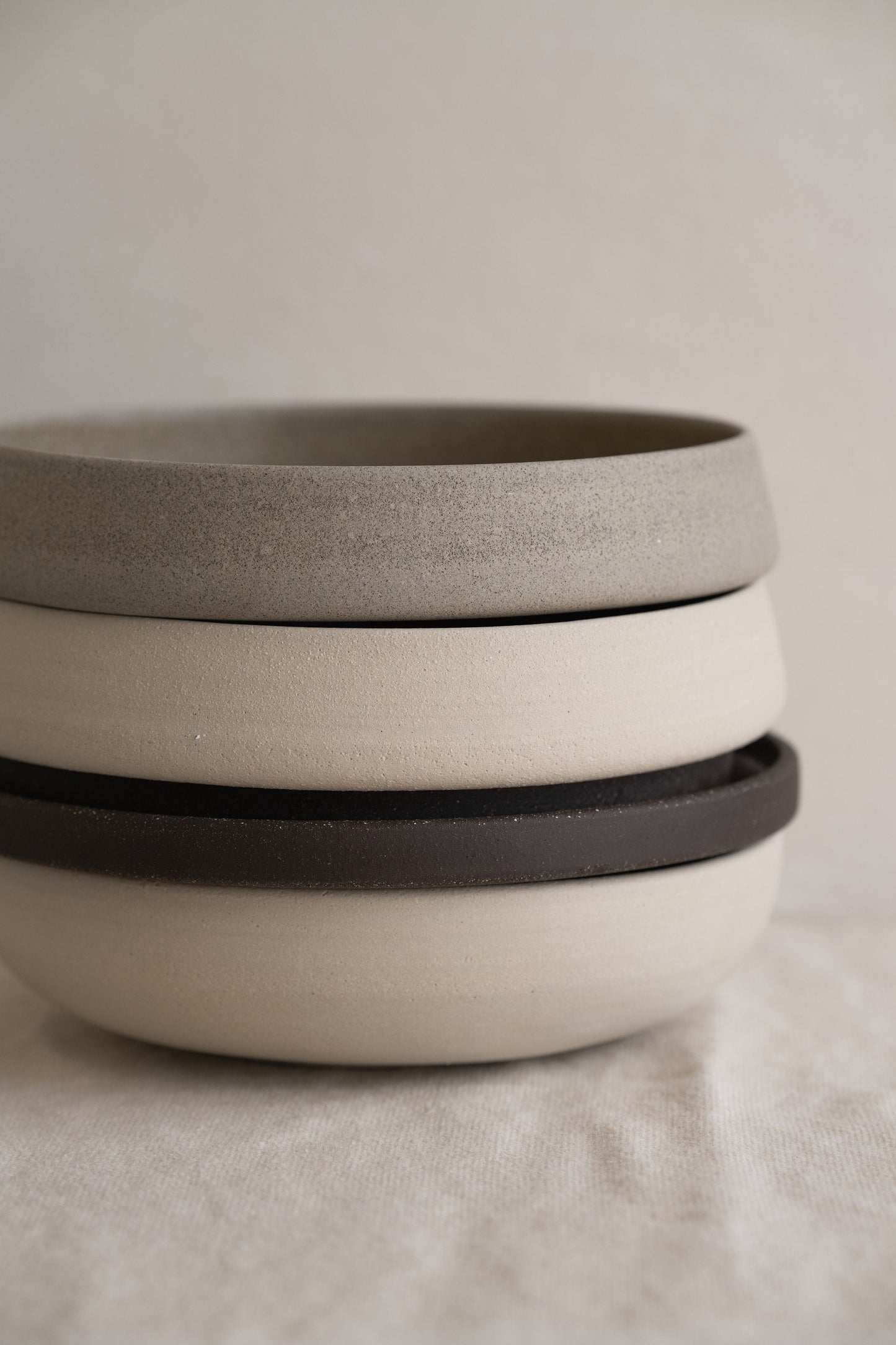 Handmade Stoneware Dinner Plates "Pumpernickel"