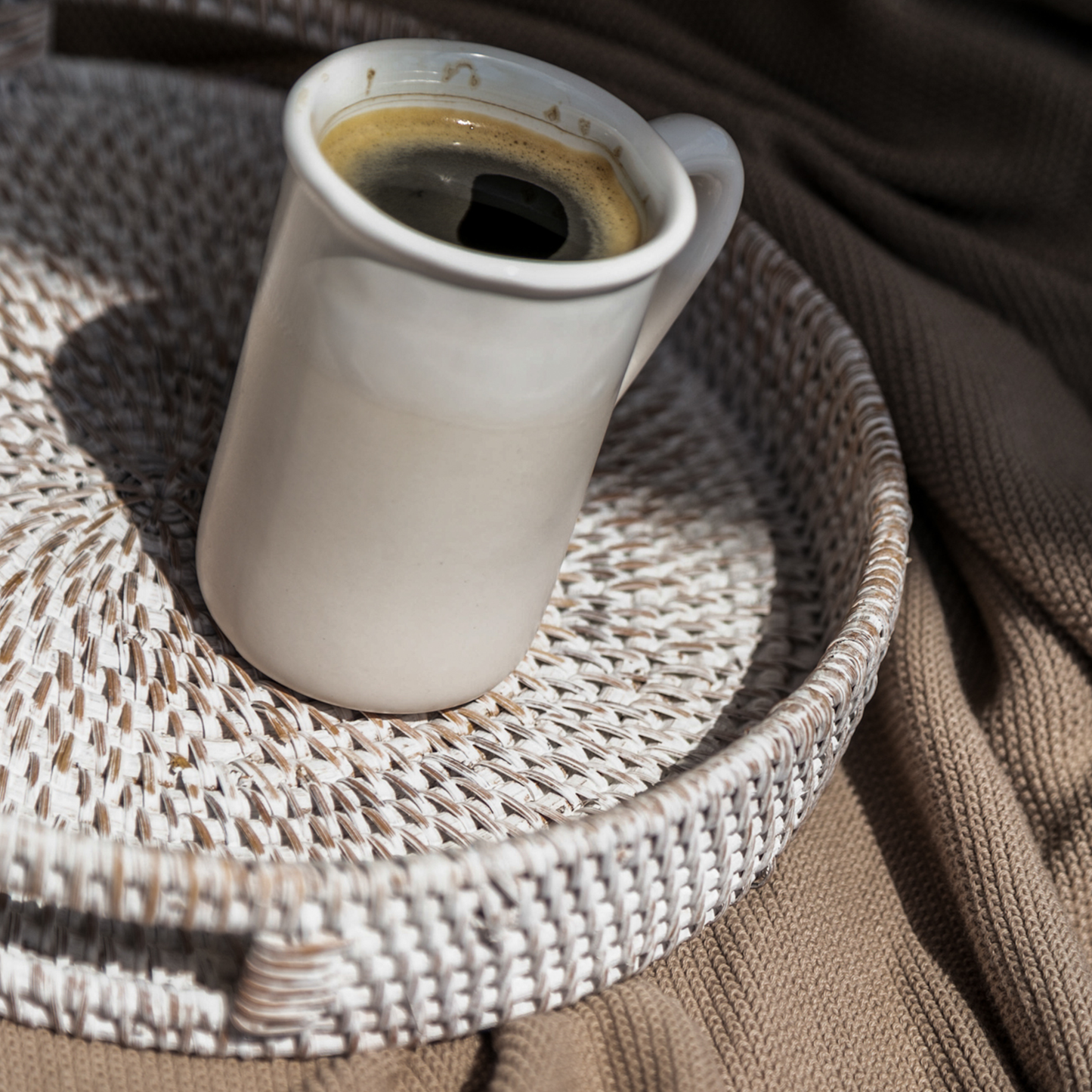 404 - Round Rattan Tray