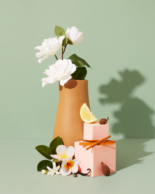 tiare petals & spiced sandalwood™ fragrance oil